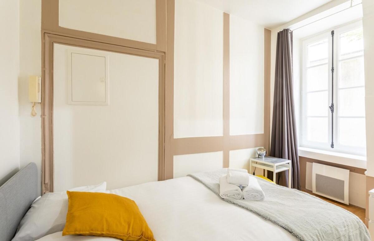 Leperdit - Bel Appartement De Charme - Hypercentre Rennes Ngoại thất bức ảnh
